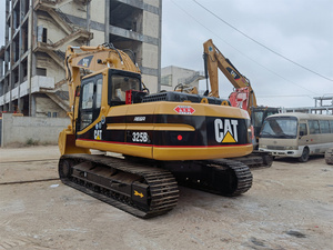 Excavadora de cadenas 325BL usada, en buen estado, pocas horas de trabajo, motor y bomba de alta eficiencia - Product Image 3