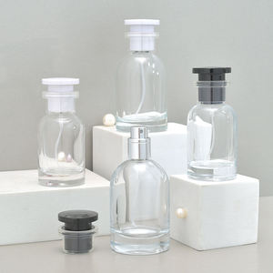 Wholesale 30ml Flat Glass Perfume Bottles <b>Empty</b> Sample Spray Bottles for Packaging <b>Box</b> Capacities 30ml - Product Image 1