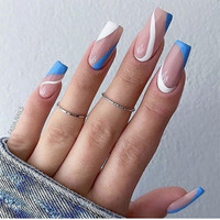 Ongles en acrylique à presser, ongles courts à la française