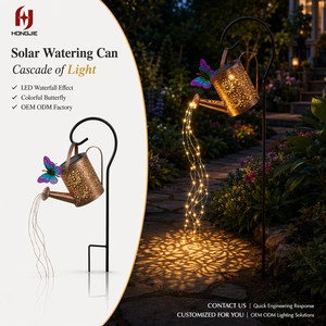 Arrosoir solaire avec lumières LED en cascade, lanterne suspendue décorative imperméable pour l'extérieur avec crochet de berger pour le jardin - Product Image 1