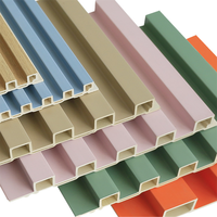 Nouveaux panneaux muraux en WPC imperméables en fibre de bois de bambou de couleur pour l'intérieur des hôtels et des villas, design moderne, ignifuge, respectueux de l'environnement