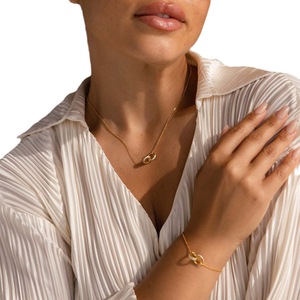 Collana con Ciondolo Rotondo in Opale Y2k Placcata <span class=keywords><strong>Oro</strong></span> 18k PVD di Tendenza dal Produttore di Gioielli <span class=keywords><strong>Online</strong></span> Taobao - Product Image 5