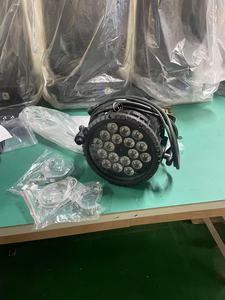 18 RGBW đầy đủ màu sắc dẫn sân khấu mệnh đèn điều khiển từ xa phẳng mệnh bốn trong một nhuộm đám cưới thanh KTV Flash nhôm đèn cơ thể - Product Image 3