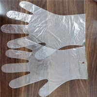 Gants jetables en plastique pour mains