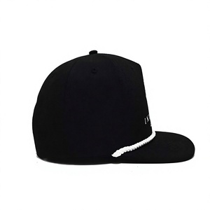 Casquette Snapback Structurée à 5 Panneaux Broderie 2D Personnalisable avec Corde, Fabriquée au Vietnam, Haute Qualité, Style Quatre Saisons - Product Image 3