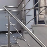 Panneau décoratif perforé en métal pour garde-corps d'escalier, design moderne pour porche avant, garde-corps de sécurité