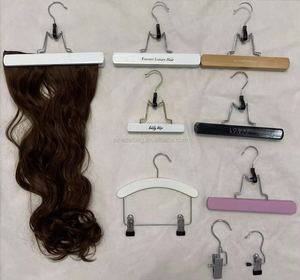 Cintre en <span class=keywords><strong>bois</strong></span> personnalisé avec logo blanc et noir pour extensions de cheveux, pince sur mesure pour vêtements, pantalons et perruques - Product Image 6