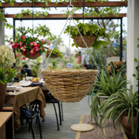 Support rond en rotin naturel en gros avec chaîne pour paniers suspendus de pépinière et de jardin (vente au détail)