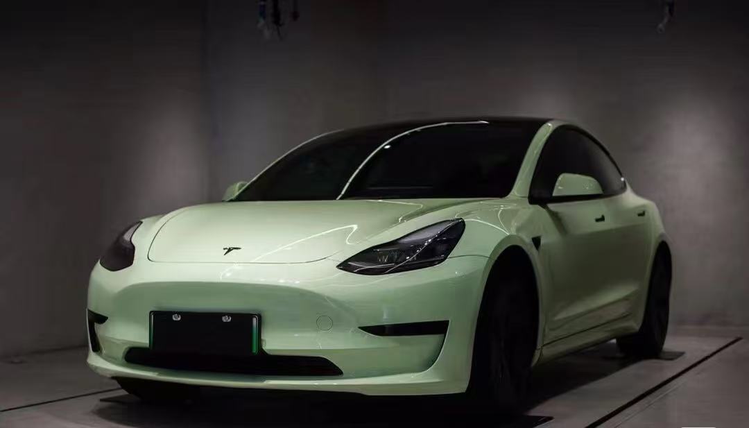 Rousseau Green