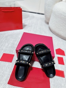 Sandalias de Lujo de Diseño 2026, de Cuero, a la Moda, Antideslizantes, para Mujer, Venta al por Mayor de Fábrica a Bajo Precio - Product Image 4