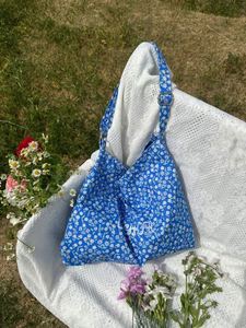 Bolsa de Compras de Algodón con Estampado Floral, Bolsa de Hombro Individual, Bolsa de Playa de Gran Capacidad para Mujer, Bolso de Mano Retro con Flores - Product Image 4
