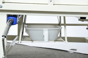 Letto di cura manuale a doppio uso vasino buco 4-manovella Design conveniente per la terapia di riabilitazione di terapia ospedaliera a domicilio - Product Image 6