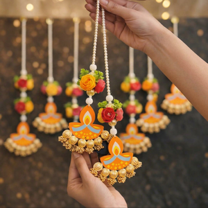 Lot de vente en gros directe usine de Torans et Latkans artisanaux pour portes d'entrée, avec motifs de lampes à huile, guirlandes de perles et boules métalliques côtelées - Product Image 1