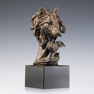 Adorno de Latón con Cabeza de Lobo, Escultura Artística Hecha a Mano, Decoración para Sala de Estar u Oficina, Cobre y Oro - Product Image 2