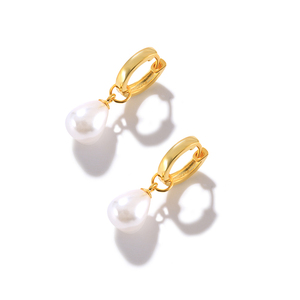 Pendientes de Aro de Plata de Ley S925 con Perlas de 10 mm, Joyería Moderna con Perlas, Chapados en Oro - Product Image 1