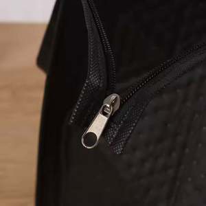 Sacs isothermes réutilisables en non-tissé orange avec fermetures éclair pour la livraison de gâteaux ou de jus, maintien au frais ou au chaud - Product Image 1