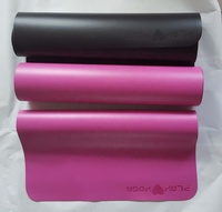 Fabrication Gravure laser logo anti-dérapant dessus en cuir PU caoutchouc naturel pu cuir chakra PU caoutchouc tapis de yoga sport tapis d'exercice