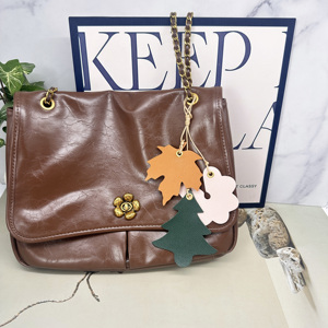 Llavero de Cuero PU con Dijes de Animales Marinos: Estrella de Mar, Cangrejo, Manta, Delfín, Tortuga, Mariposa, Hojas y Flores, Regalos Promocionales de Bienvenida - Product Image 5