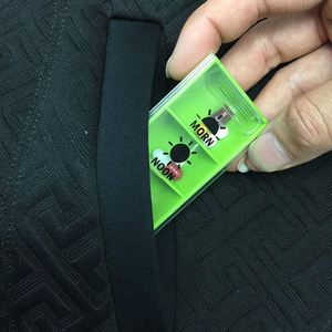 Caja Organizadora de Pastillas en Oferta, Dispensador de Tabletas con 5 Compartimentos Diarios, Estuche de Viaje para Pastillas con Diseño de Anime - Product Image 2