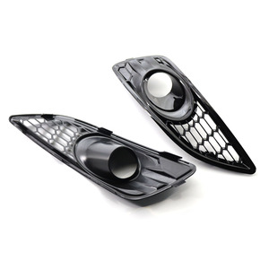 Ford Fiesta Fog Light Bezels D2BZ15266CB Black <b>ABS</b> Clip On 2013-2016 - Product Image 4