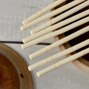 สินค้า<span class=keywords><strong>ขาย</strong></span>ดีประจำปี 2025 ตะเกียบไม้ไผ่แบบใช้แล้วทิ้งรูปทรงกลม ราคาประหยัด เป็นมิตรกับสิ่งแวดล้อม เหมาะสำหรับบริการจัดส่งอาหารและอาหารแบบกลับบ้าน - Product Image 4