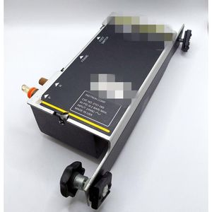PLC อุตสาหกรรมใหม่ <span class=keywords><strong>instron</strong></span> 2701-065ควบคุมกริปแบบนิวเมติก - Product Image 1