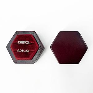 Boîte à bijoux en bois de noyer, boîte d'emballage pour alliances, boîte à bijoux personnalisée, vente en gros de boîtes à bijoux haut de gamme - Product Image 4