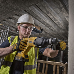 Martillo Perforador Profesional DCH133M2 <span class=keywords><strong>DEWALT</strong></span>, Martillo <span class=keywords><strong>Demoledor</strong></span> de Concreto, Martillo Rotatorio de 20v, Herramientas para Uso Industrial - Product Image 2