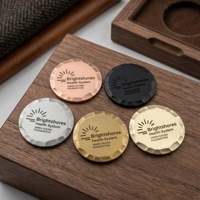 Marqueur de balle de golf en métal personnalisé en gros, fait main avec gravure sur mesure, cadeau promotionnel durable pour tournoi de golf, vente en gros