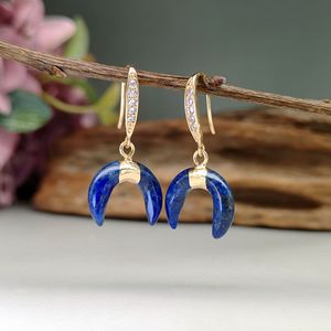 Orecchini a forma di luna per donna, accessori per le orecchie semplici da indossare tutti i giorni - Product Image 1