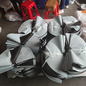 ผ้าคลุมดินสีดำสำหรับจัดสวน ป้องกันวัชพืช ขนาด 5x5 ฟุต สำหรับสวนผลไม้ อุปกรณ์ทำสวน - Product Image 5