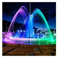 Fontaine musicale circulaire extérieure avec buses à changement de couleur pour les travaux paysagers publics et gouvernementaux