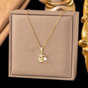 MW Vente en gros <span class=keywords><strong>Collier</strong></span> en acier inoxydable étanche pour femmes 18K plaqué or africain anti-ternissement Love Pearl Snowflake Shell - Product Image 2