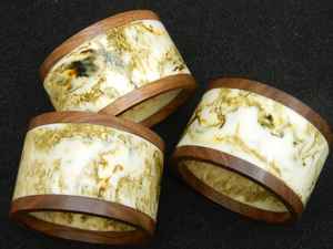 Bracelets classiques en résine et en bois, bijoux faits à la main en bois naturel et en résine pour un usage décontracté, style traditionnel et cadeaux - Product Image 6