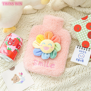 Funda <span class=keywords><strong>de</strong></span> felpa <span class=keywords><strong>de</strong></span> girasol colorida personalizada, botella <span class=keywords><strong>de</strong></span> agua caliente, <span class=keywords><strong>calentador</strong></span> <span class=keywords><strong>de</strong></span> pies <span class=keywords><strong>de</strong></span> mano, bolsa <span class=keywords><strong>de</strong></span> agua caliente encantadora, 037 - Product Image 3