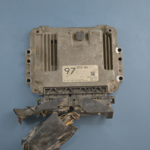 Para Nissan CABSTAR NT400 237102DB4A ECU, tablero de ordenador de motor de desmontaje de coche de segunda mano - Product Image 5