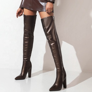 Botas altas hasta el muslo para mujer con cremallera lateral larga, tacón de bloque, punta puntiaguda, botines por encima de la rodilla para piernas anchas y pies grandes - Product Image 1