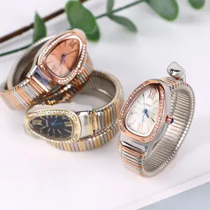2024 nuovo orologio al quarzo serpente braccialetto di diamanti di moda orologio aperto orologio da donna