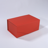 Boîte cadeau rigide pliable magnétique personnalisée avec fermeture à enveloppe rouge et bleue