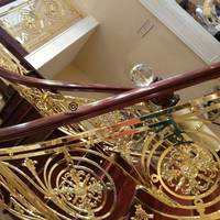 Design de balustrades et mains courantes de luxe en bois et alliage d'aluminium doré miroir, courbées, pour escaliers en colimaçon DIY et villas de villégiature