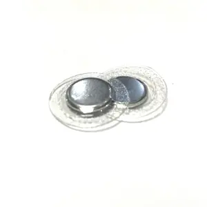 Clothing magnetic closure buttons for garments/ T-shirt