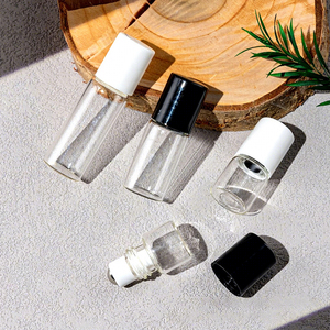 Mini Botella de Perfume de Lujo Transparente de 1ml 2ml, Tubo de Vidrio para Aceite Esencial, Botella de Vidrio Portátil de 3ml con Rodillo, Logotipo Personalizado - Product Image 5