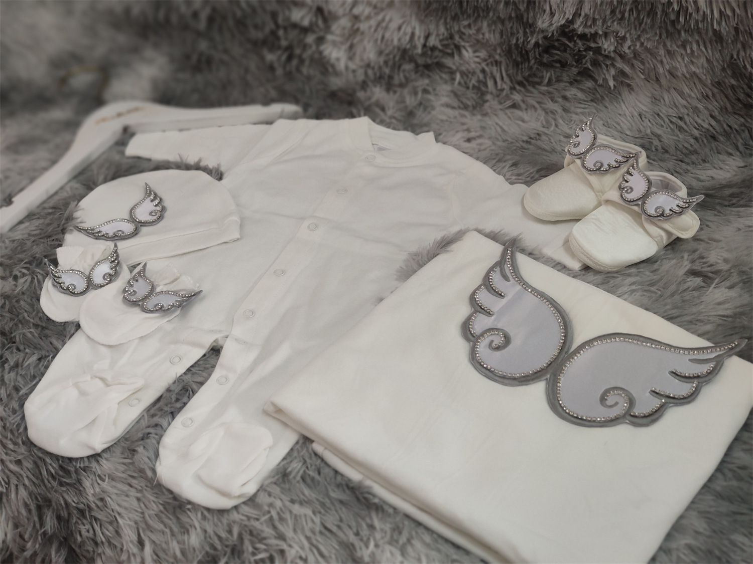 Ali d'argento (senza personalizzazione)