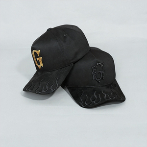 Gorra de béisbol unisex negra al por mayor con estampado en relieve, ajustable, de 5 paneles, con pedrería, para deportes, modelo Rich the Kid - Product Image 4