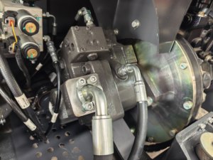 Nueva Excavadora Mini Sobre Orugas China 2026 de 5 y 6 Toneladas con Motor Yanmar, Estándar de Emisiones EPA Tier 4 Euro 5, Totalmente Nueva - Product Image 4