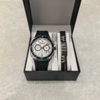 Curren 8502 Nouveau Coffret Cadeau pour Hommes, Montres à Quartz Résistantes à l'Eau avec Bracelet en Silicone, Montre et Bracelet en Silicone, Montre avec Boîte 2 Pièces