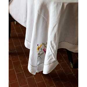 Mantel de Lino Estilo Europeo Cinzia Brescia, Bordado con Flores de Repolho, Diseño Simple a Rayas, Incluye 12 Servilletas, para Bodas y Hoteles - Product Image 5