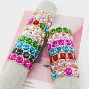 Braccialetto Elastico da Donna con Cristalli e Strass, Gioiello Estivo Colorato per Ragazze, Regalo per Vacanze al Mare - Product Image 3