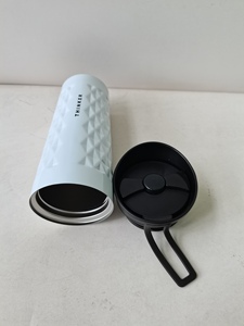 Vente en gros de gobelets isothermes en acier inoxydable à double paroi de 450 ml, réutilisables, avec couvercle, bouteille d'eau, logo personnalisé - Product Image 6