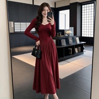 Robe longue élégante pour femme à manches longues, col cœur, taille corset, coupe évasée, style A-line, pour le printemps et l'automne